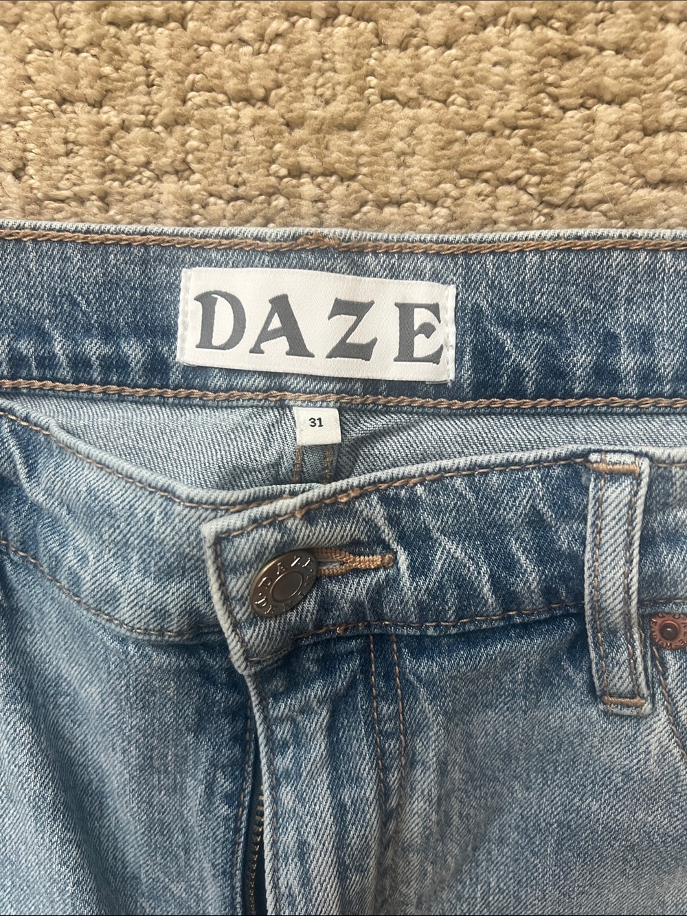 DAZE Straight Leg Jeans in Light Wash Blue - Picture 2 of 12